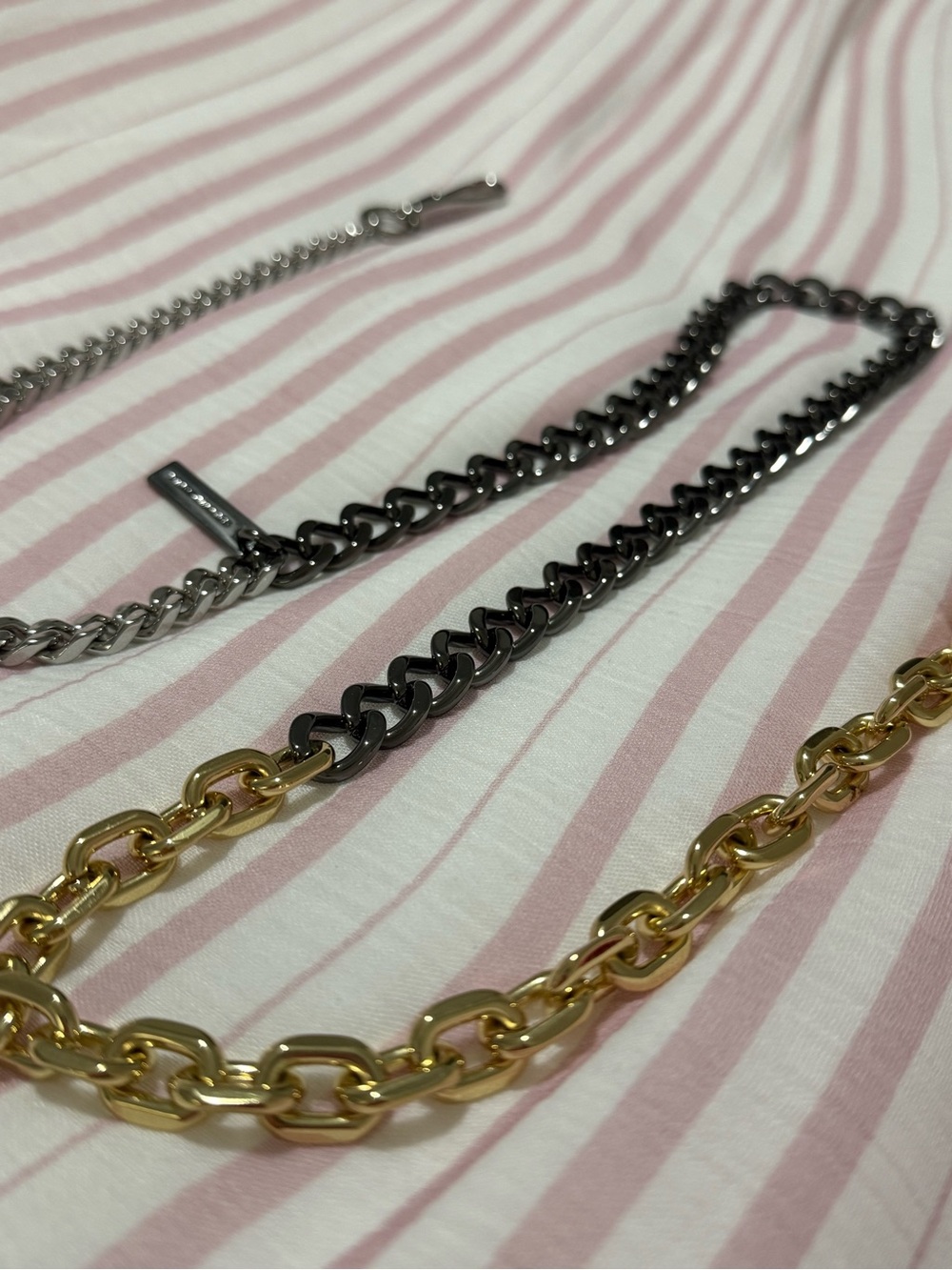 MARC JACOBS The Chain Shoulder Strap in Gold, Silver, and Black